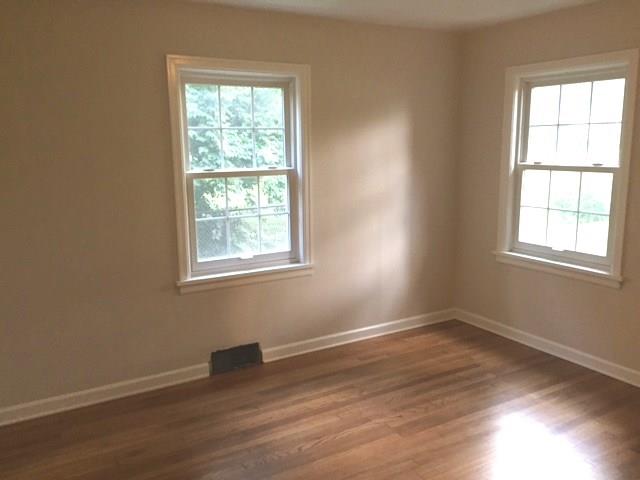 152 North Franklin Road Indianapolis, IN 46219 - Photo 12 of 23 Gallery Image 12