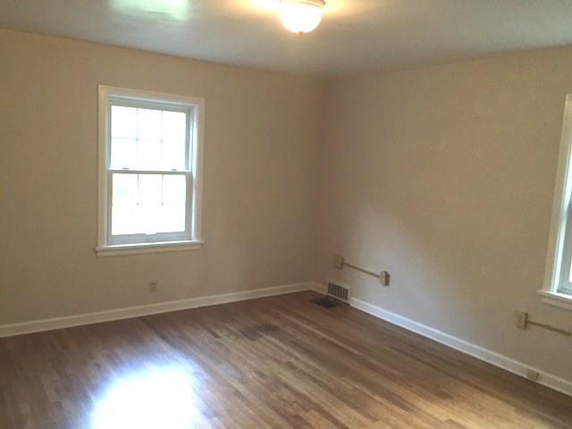 152 North Franklin Road Indianapolis, IN 46219 - Photo 13 of 23 Gallery Image 13