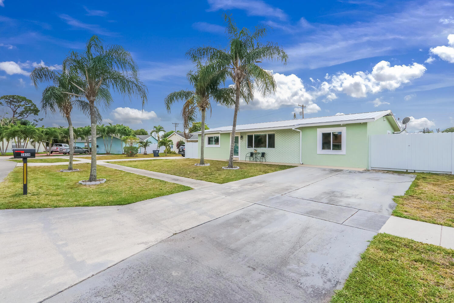 2839 Donald Rd Lake Worth FL-large-002-0