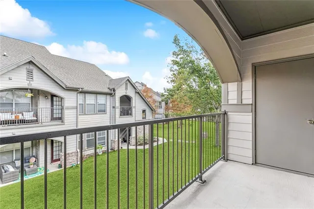 $139,000 | 350 Emerald Forest Boulevard, Unit 2201, Covington, LA 70433