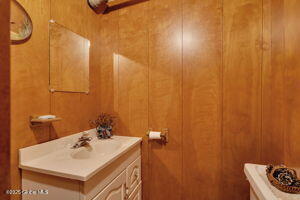 39 Knox Road Paradox, NY 12858 - Photo 22 of 29 thumbnail-0197c5de-7abc-702a-9e68-5f11db
