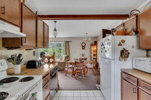 39 Knox Road Paradox, NY 12858 - Photo 7 of 29 thumbnail-0197c5de-76cf-72ae-aaed-235981