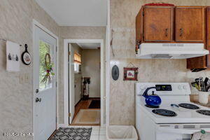 39 Knox Road Paradox, NY 12858 - Photo 8 of 29 thumbnail-0197c5de-7655-72bb-9877-4ccba1