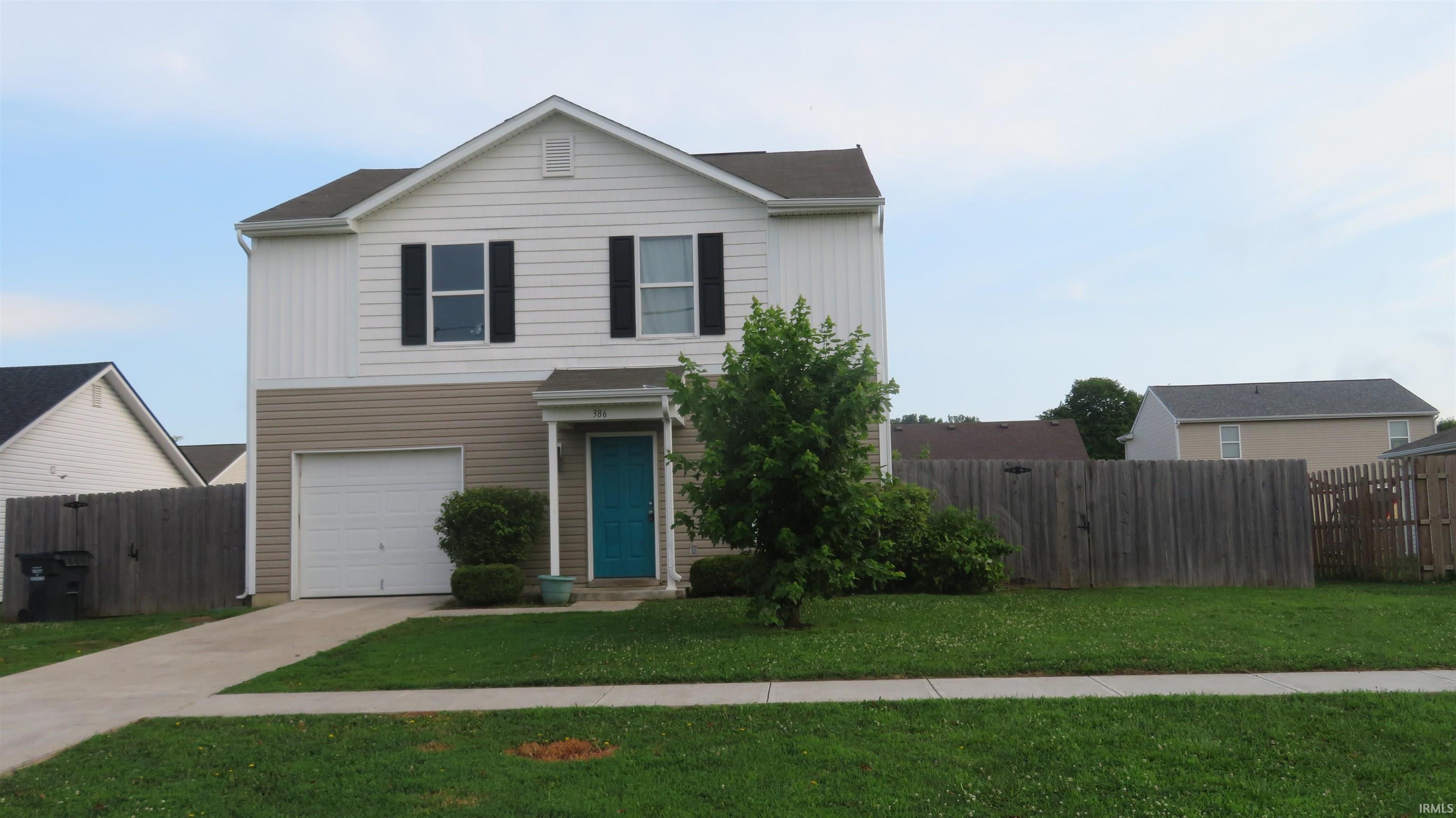 386 West 300 North Road Kokomo, IN 46901 - Photo 3 of 18