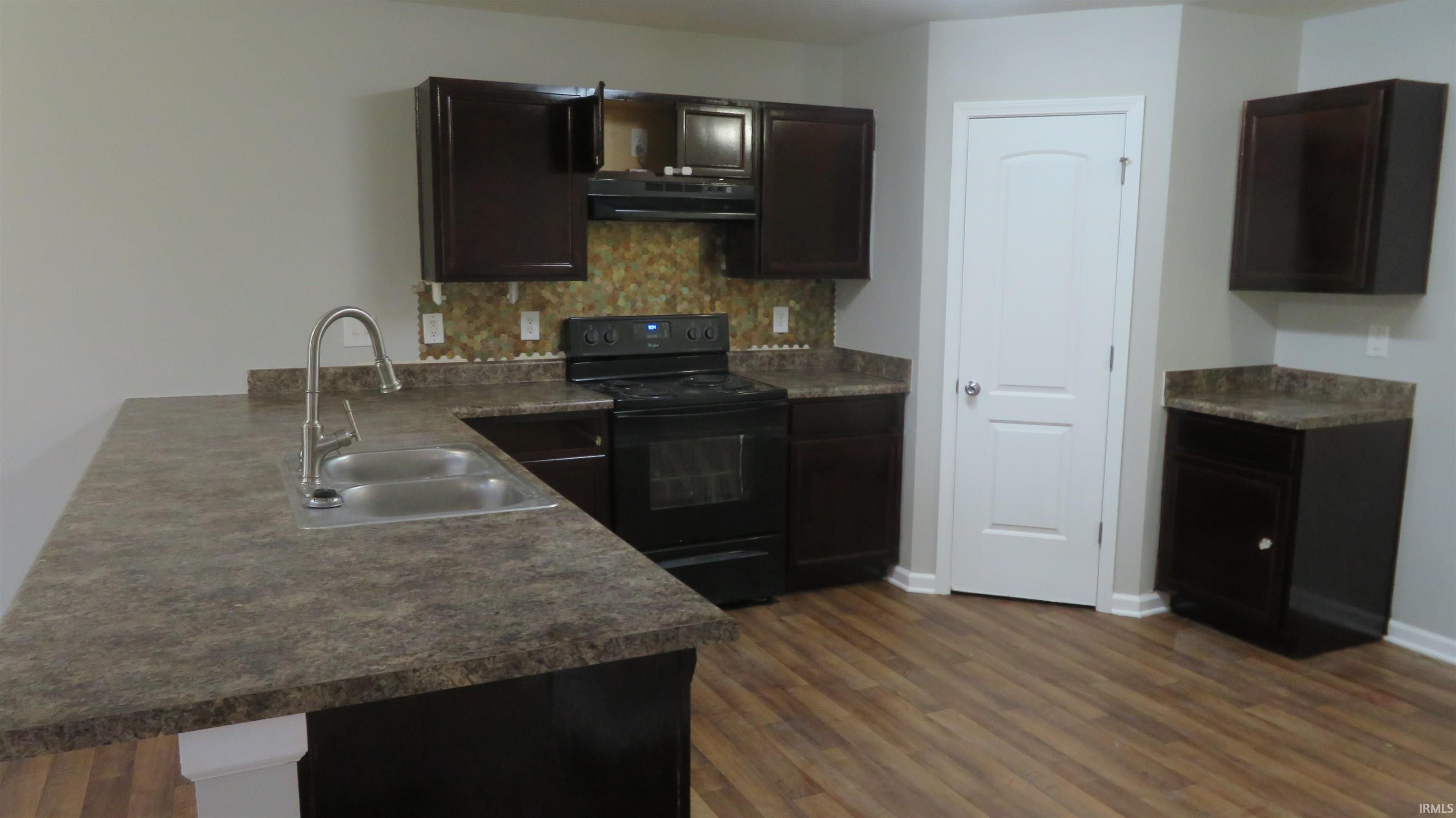 386 West 300 North Road Kokomo, IN 46901 - Photo 7 of 18