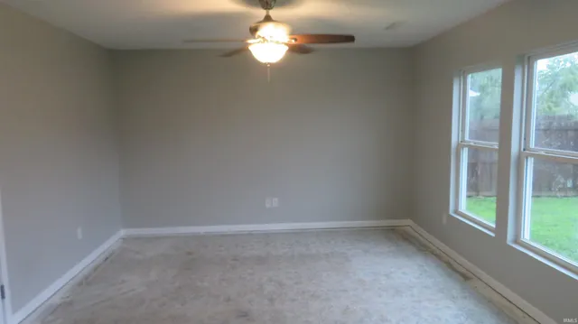 $179,900 | 386 West 300 North Road, Kokomo, IN 46901