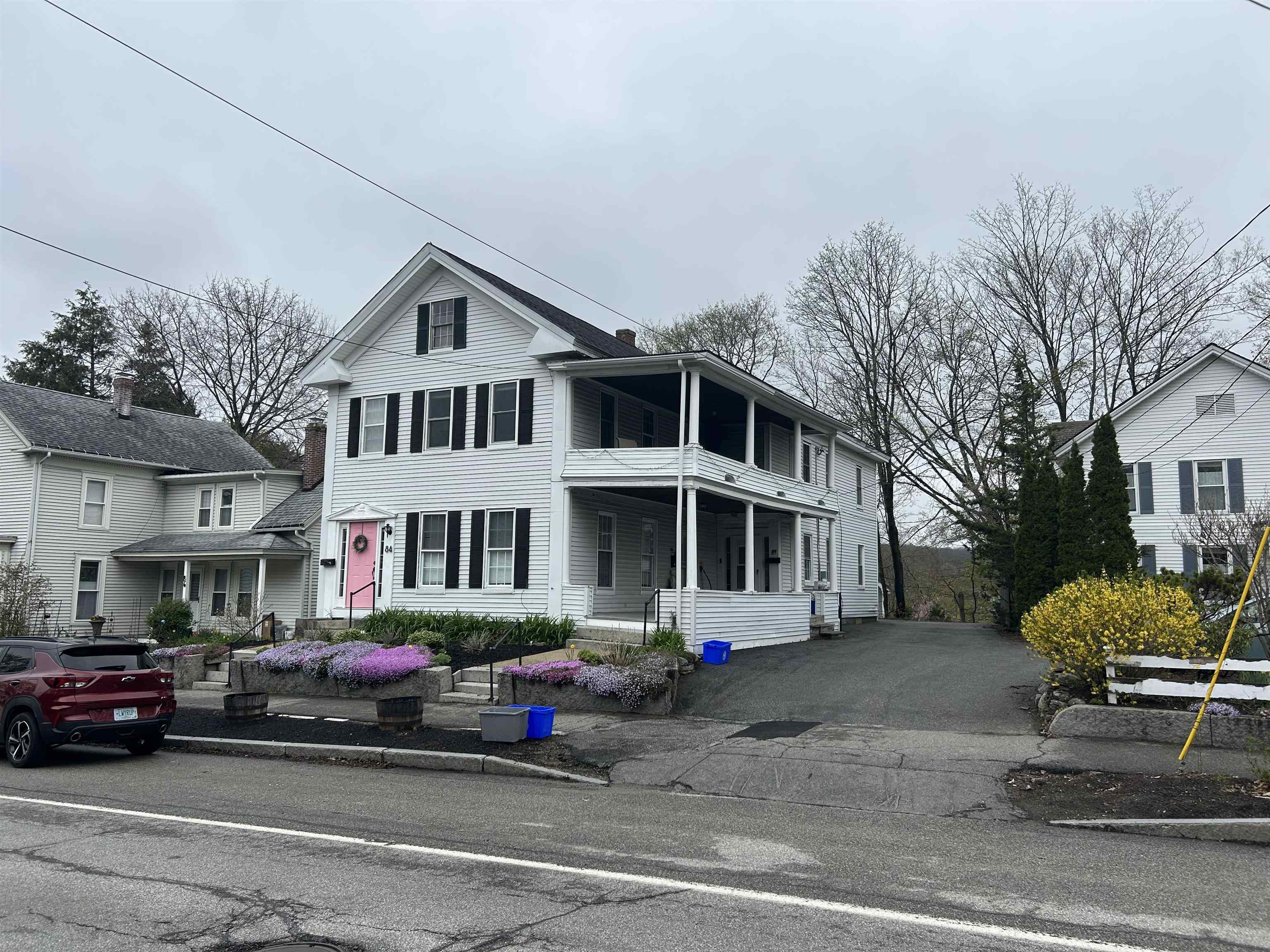 84 Centre Street Concord, NH 03301 - Photo 1 of 37 Gallery Image 1
