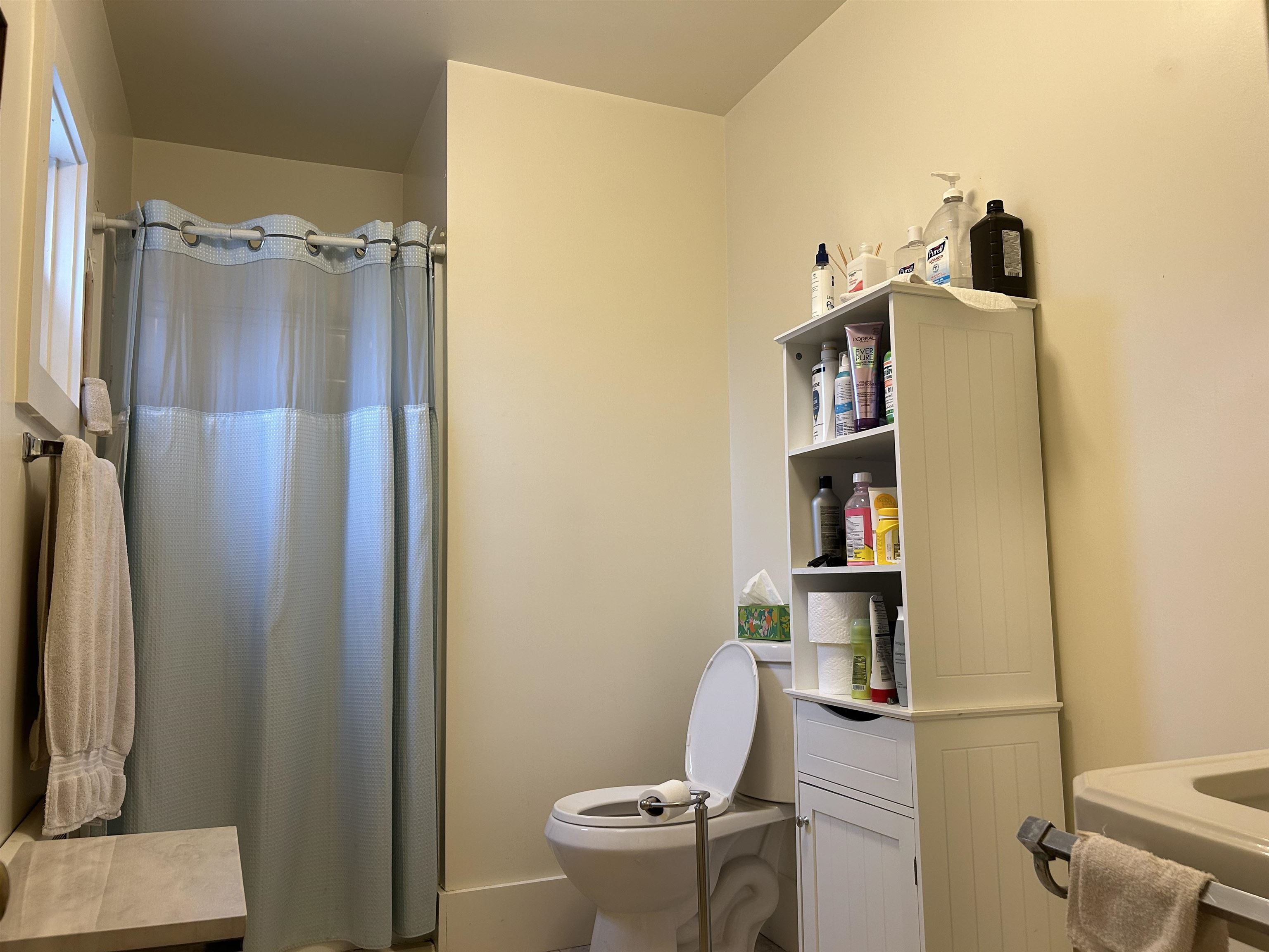 84 Centre Street Concord, NH 03301 - Photo 5 of 37 Gallery Image 5