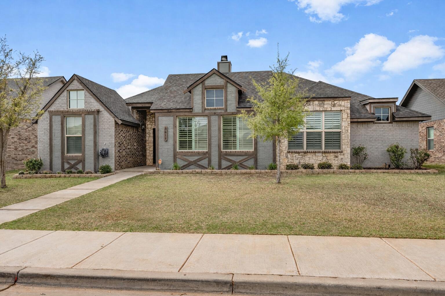 3611 133rd Street Lubbock, TX 79423 - Photo 2 of 31 front view of a house