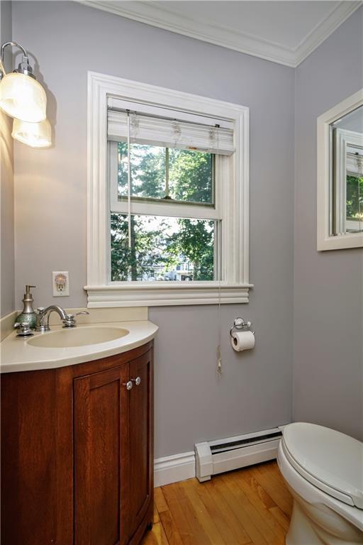 5 Ocean View Road Cape Elizabeth, ME 04107 - Photo 22 of 35 Half bath with corner sink and nice...