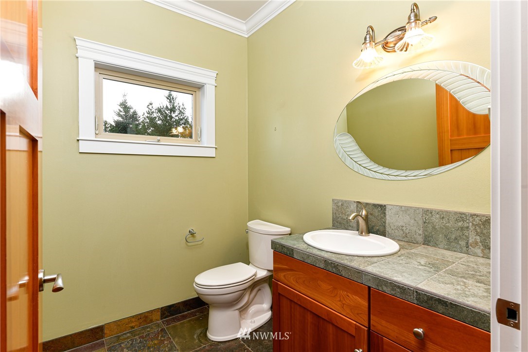 14914 Gibralter Road Anacortes, WA 98221 - Photo 11 of 34 Gallery Image 11