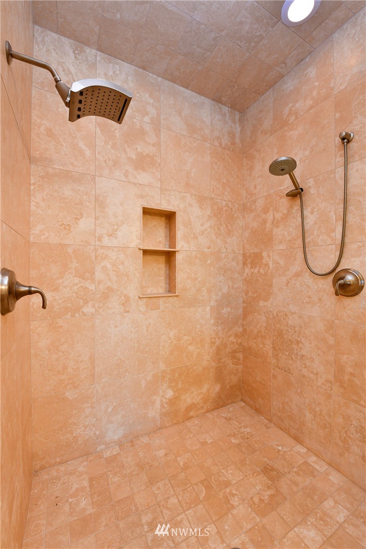 14914 Gibralter Road Anacortes, WA 98221 - Photo 19 of 34 Gallery Image 19