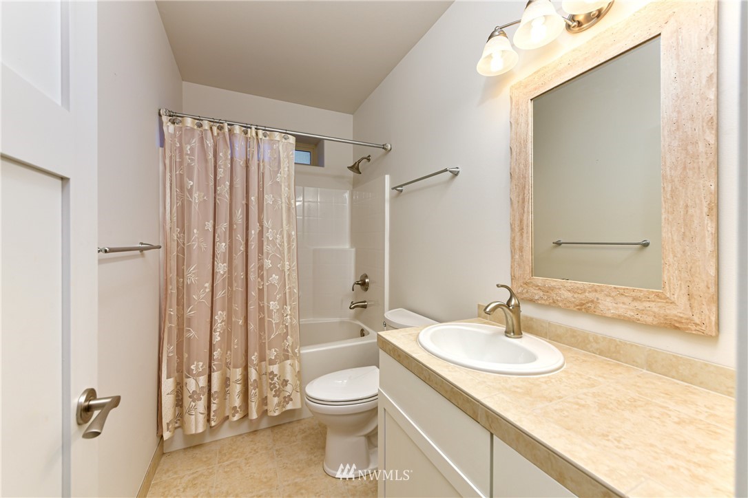 14914 Gibralter Road Anacortes, WA 98221 - Photo 25 of 34 Gallery Image 25
