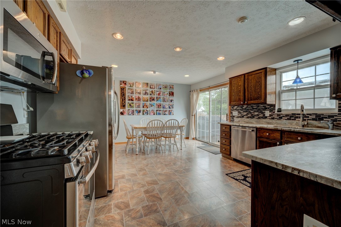1150 Spring Road Cleveland, OH 44109 - Photo 6 of 25