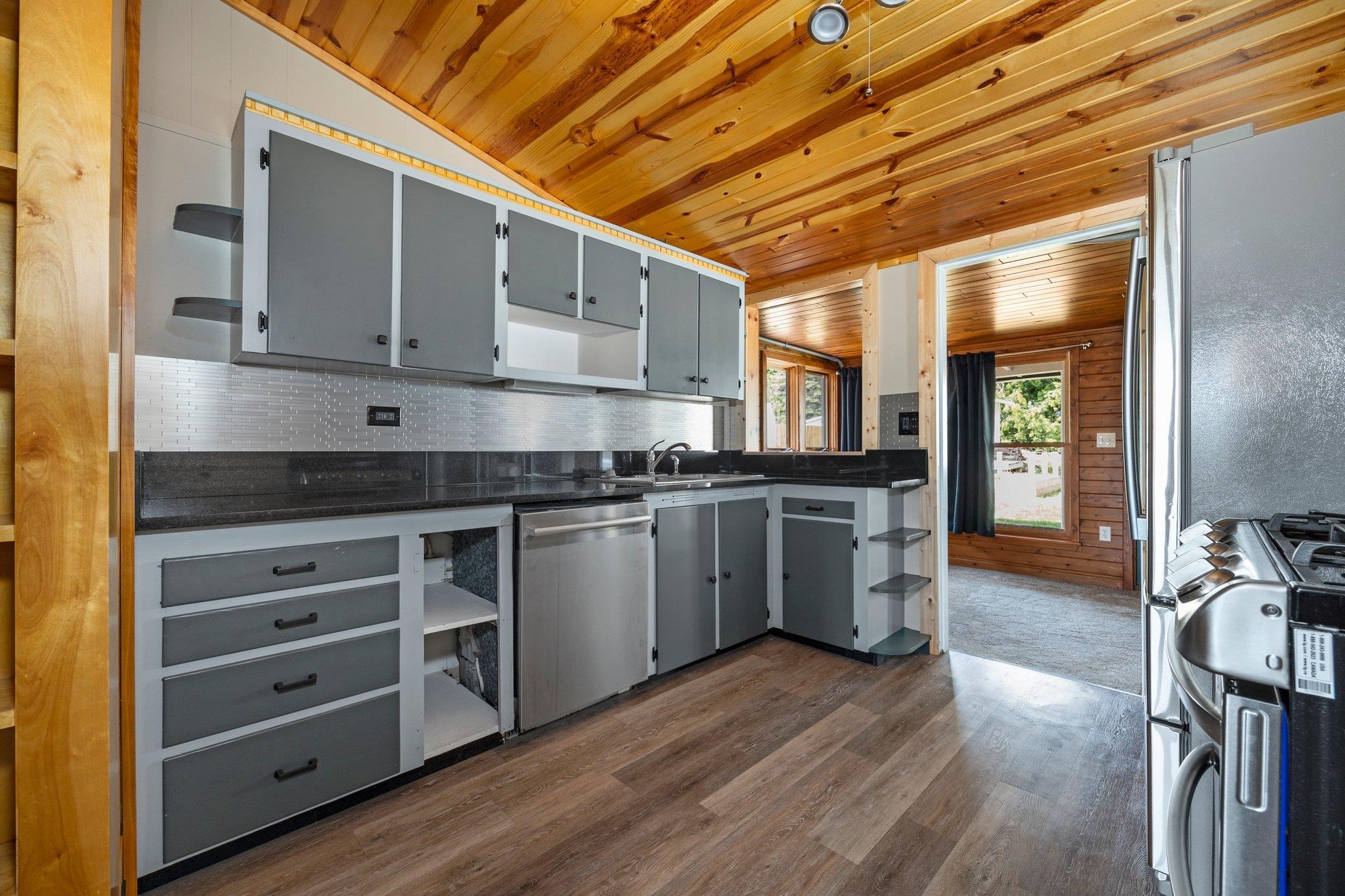 3803 Franke Road Traverse City, MI 49684 - Photo 9 of 45 1904142-8.JPG