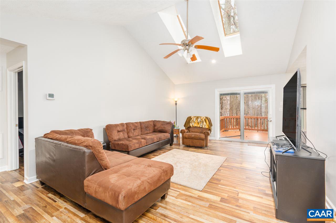 4900 Campbell Road Troy, VA 22974 - Photo 9 of 41 Gallery Image 9