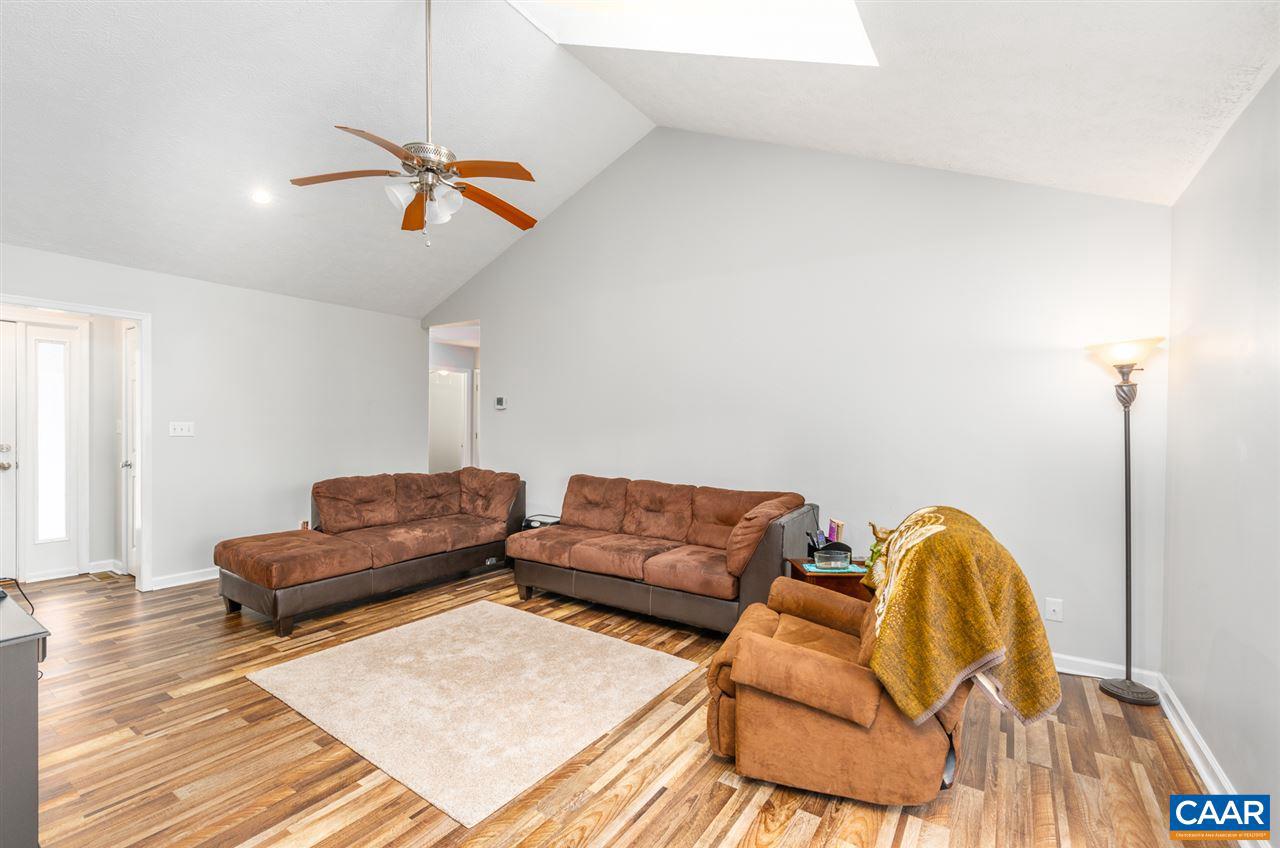 4900 Campbell Road Troy, VA 22974 - Photo 10 of 41 Gallery Image 10