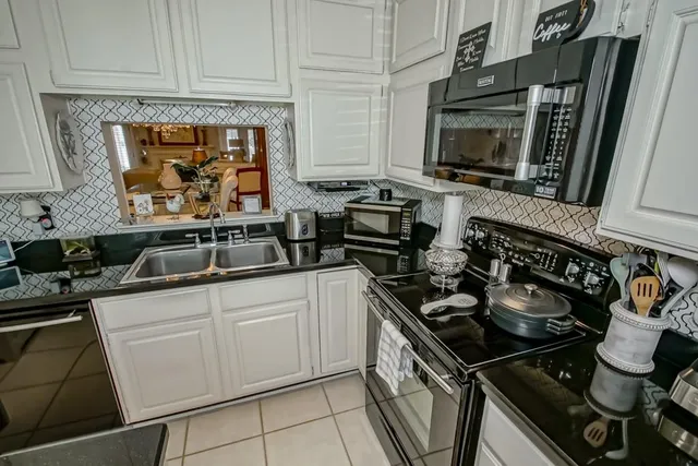 $365,000 | 11 Rue St Louis, Kenner, LA 70065