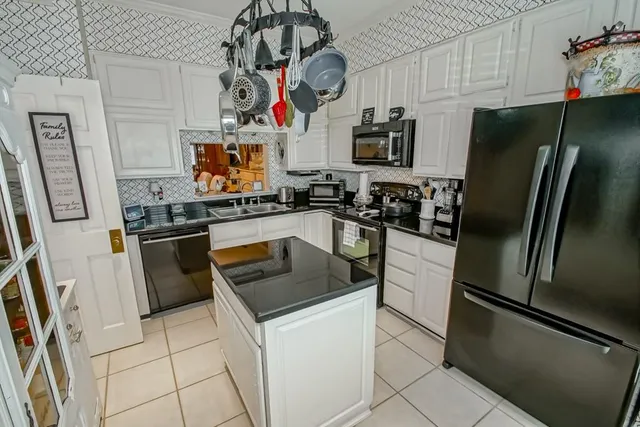 $365,000 | 11 Rue St Louis, Kenner, LA 70065