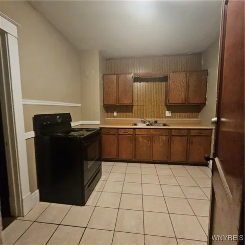 $125,000 | 1614 Ferry Avenue, Niagara Falls, NY 14301