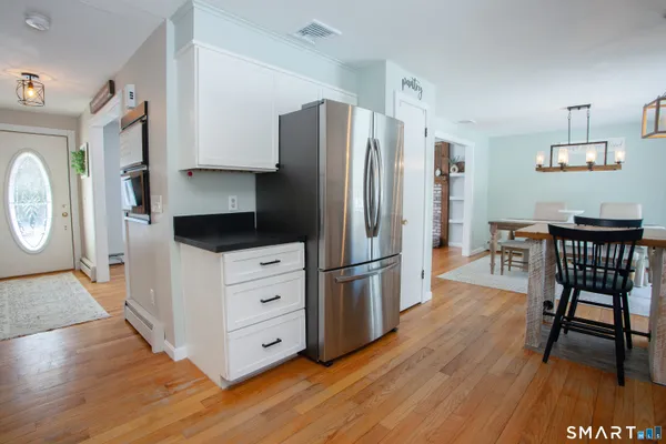 $465,000 | 10 Ridgewood Drive, Suffield, CT 06093