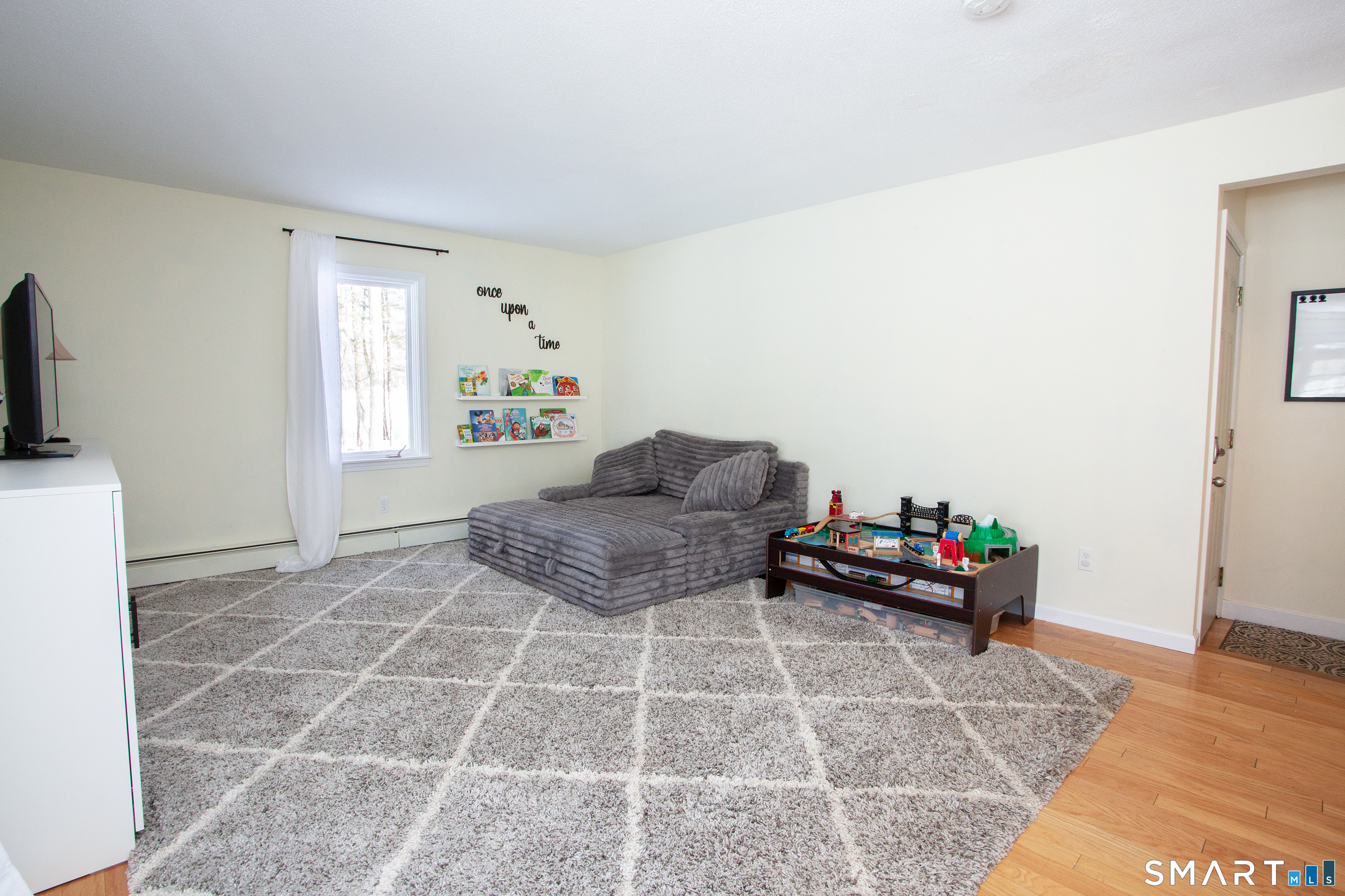 10 Ridgewood Drive Suffield, CT 06093 - Photo 20 of 38