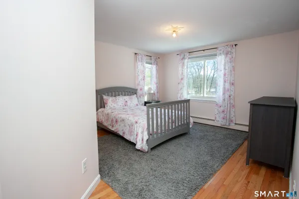 $465,000 | 10 Ridgewood Drive, Suffield, CT 06093