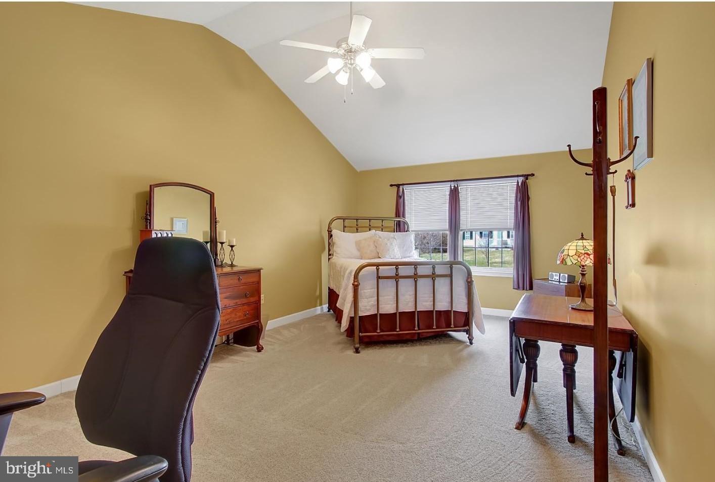 1514 Ridge Avenue Reading, PA 19607 - Photo 15 of 24