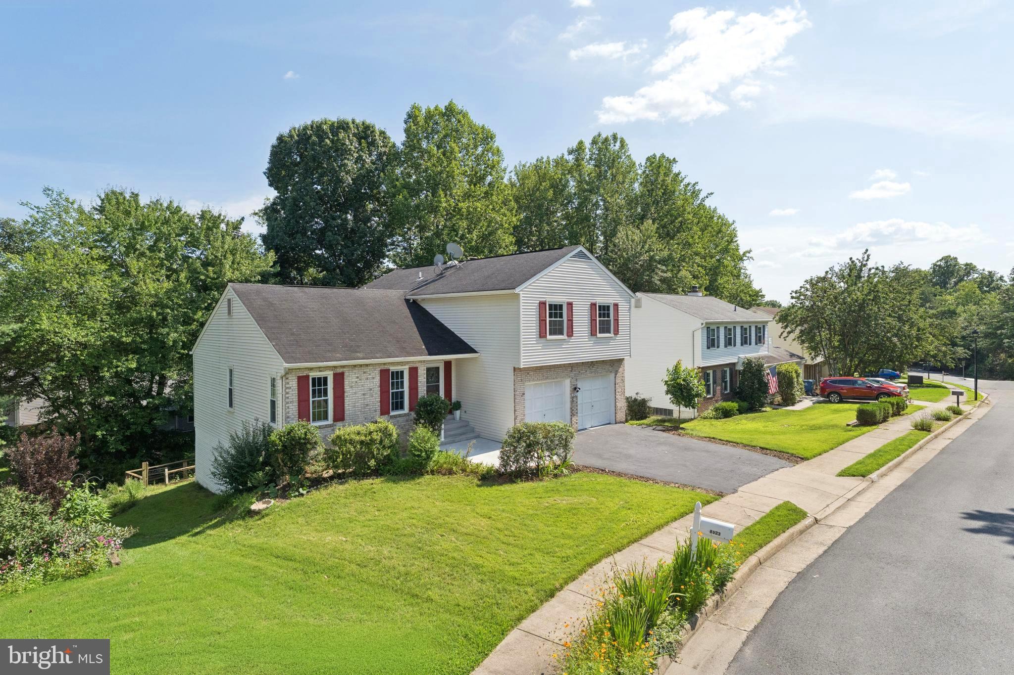 8523 Hooes Road Springfield, VA 22153 - Photo 3 of 69 Gallery Image 3