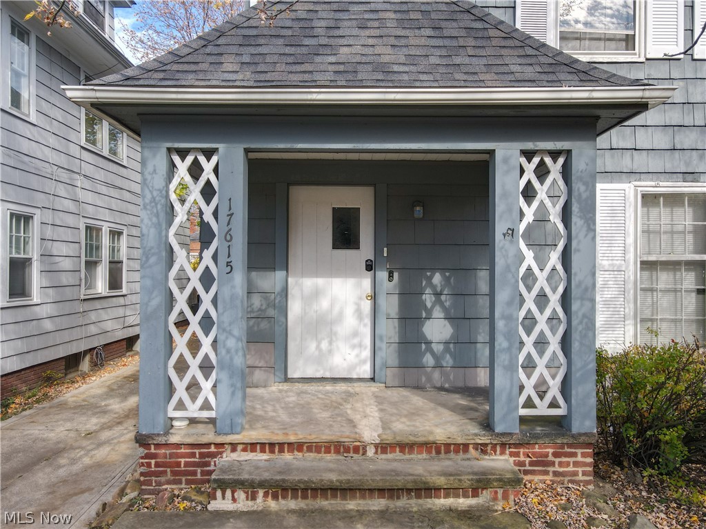 17615 Winslow Road Cleveland, OH 44120 - Photo 4 of 24
