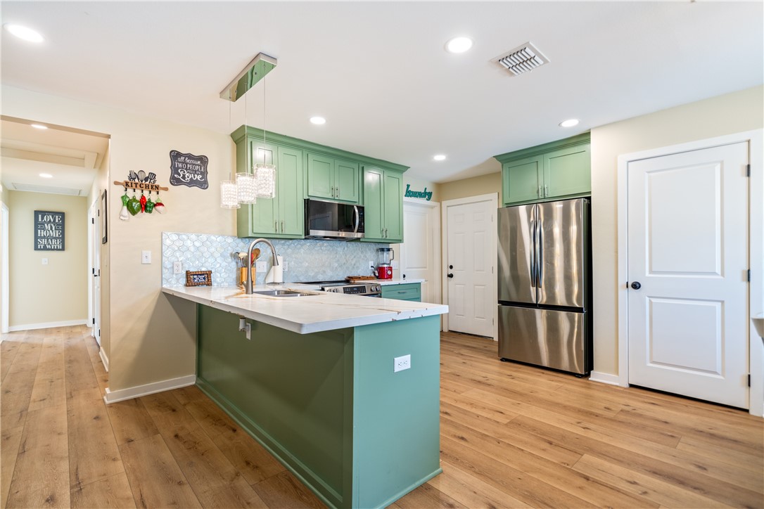 915 Craig Street Corpus Christi, TX 78404 - Photo 8 of 22