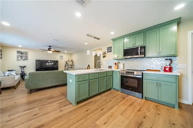 $239,000 | 915 Craig Street, Corpus Christi, TX 78404