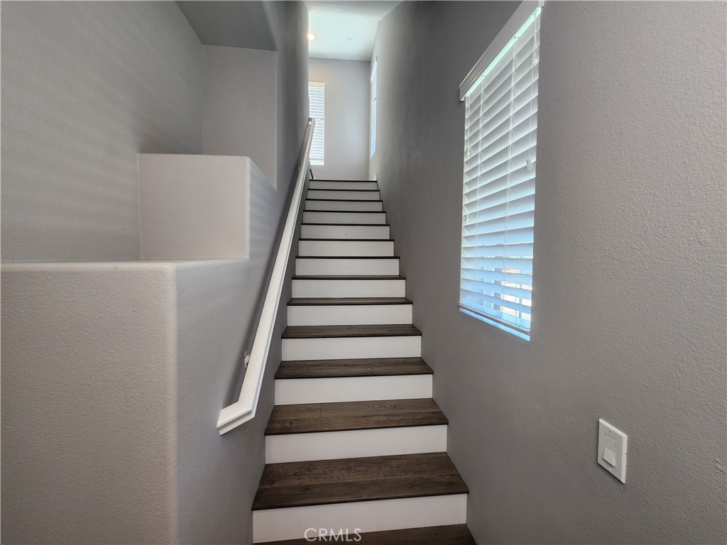 1 Arabis Way, Unit 59 Ladera Ranch, CA 92694 - Photo 3 of 32 stairs to 2nd level