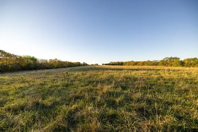 $1,190,000 | 2990 170th Street, Valley Falls, KS 66088