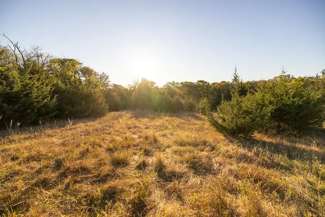 $1,190,000 | 2990 170th Street, Valley Falls, KS 66088