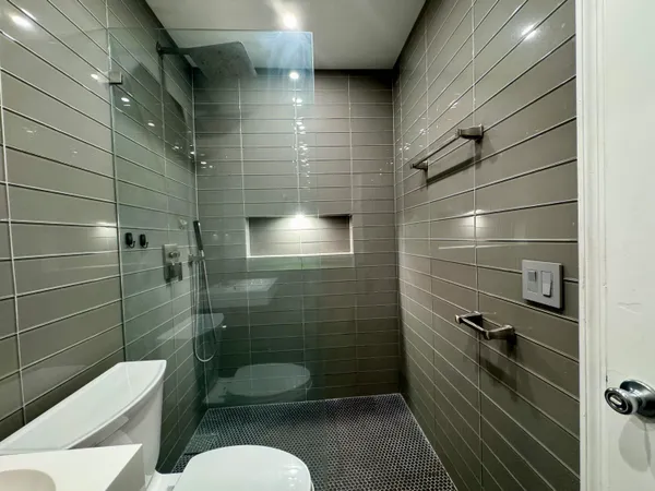 $1,800 | 2741 Northeast 8th Avenue, Unit 11, Wilton Manors, FL 33334