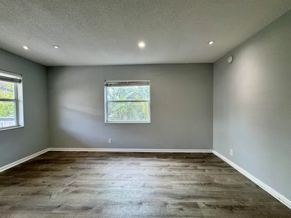 $1,800 | 2741 Northeast 8th Avenue, Unit 11, Wilton Manors, FL 33334