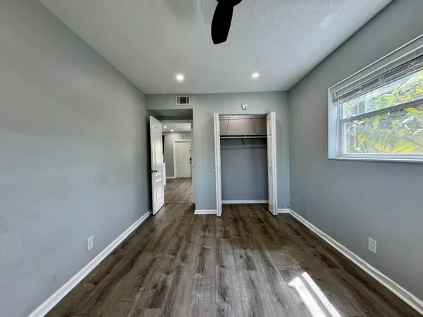 $1,800 | 2741 Northeast 8th Avenue, Unit 11, Wilton Manors, FL 33334