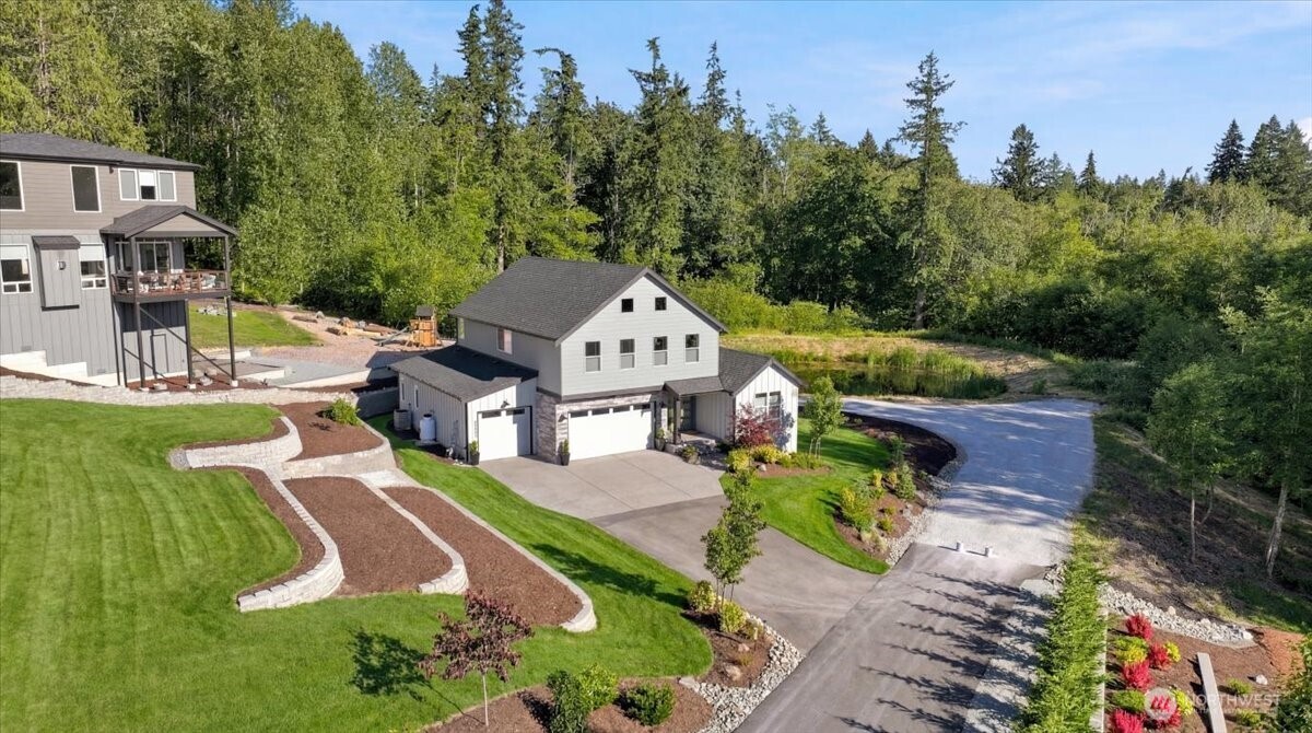 20580 Sinnes Road Mount Vernon, WA 98274 - Photo 6 of 39 an aerial view of a house
