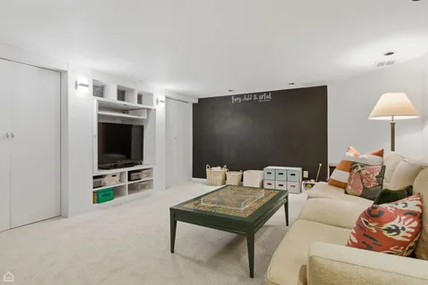 $1,375,000 | 344 West Willow Street, Unit A, Chicago, IL 60614