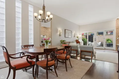 $1,375,000 | 344 West Willow Street, Unit A, Chicago, IL 60614