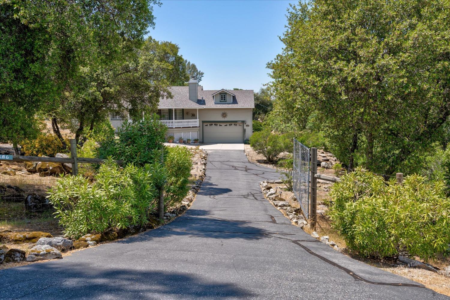 31686 Apache Road Coarsegold, CA 93614 - Photo 4 of 44 Gallery Image 4