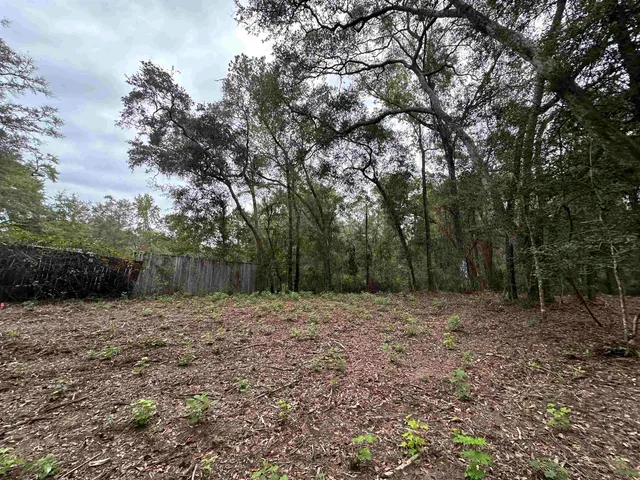 $229,900 | 19 Twin Lakes Drive, Crawfordville, FL 32327