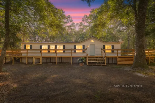 $229,900 | 19 Twin Lakes Drive, Crawfordville, FL 32327