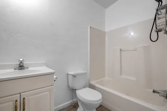 $229,900 | 19 Twin Lakes Drive, Crawfordville, FL 32327