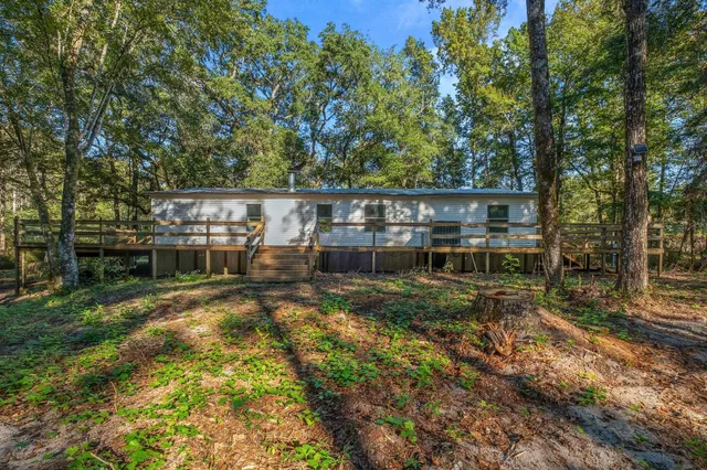 $229,900 | 19 Twin Lakes Drive, Crawfordville, FL 32327