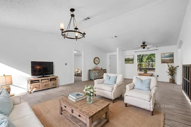 $229,900 | 19 Twin Lakes Drive, Crawfordville, FL 32327