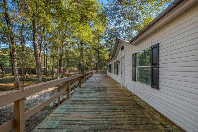 $229,900 | 19 Twin Lakes Drive, Crawfordville, FL 32327