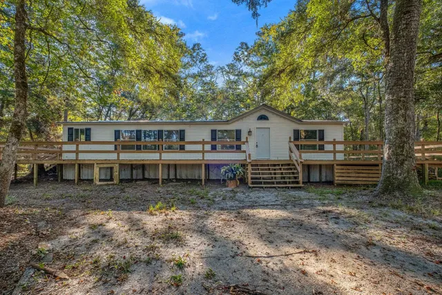 $229,900 | 19 Twin Lakes Drive, Crawfordville, FL 32327