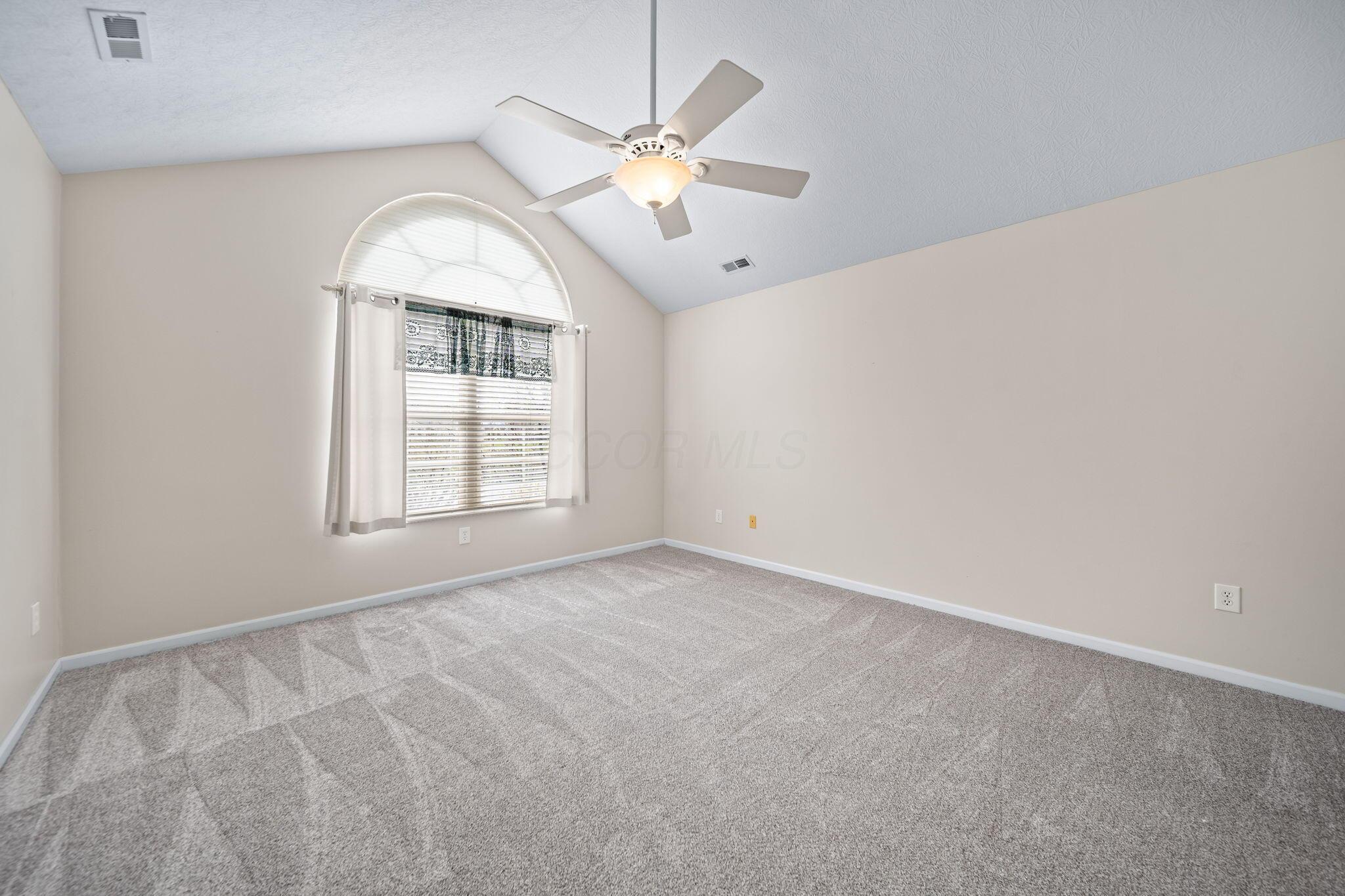 225 Stonegate Loop, Unit 225 Pataskala, OH 43062 - Photo 12 of 41 12-web-or-mls-A7409580-2